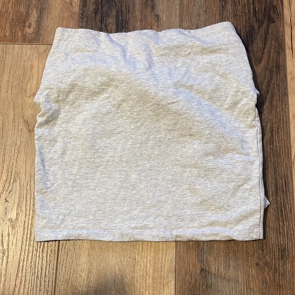 Forever 21 - Picture 2 of 2